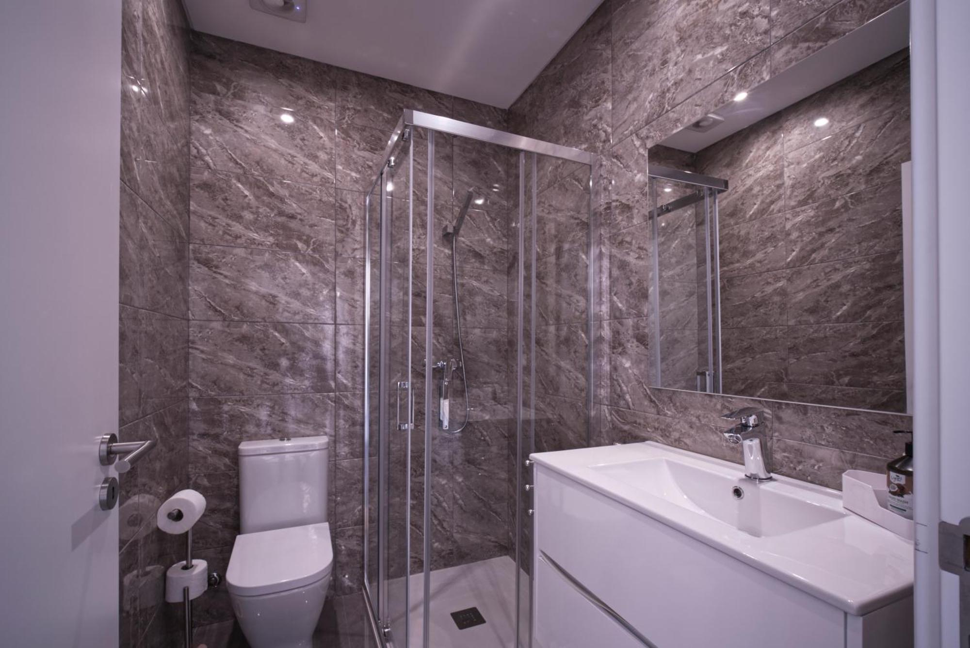 Beach & Surf Lovers Apartment With Ac - باليال المظهر الخارجي الصورة