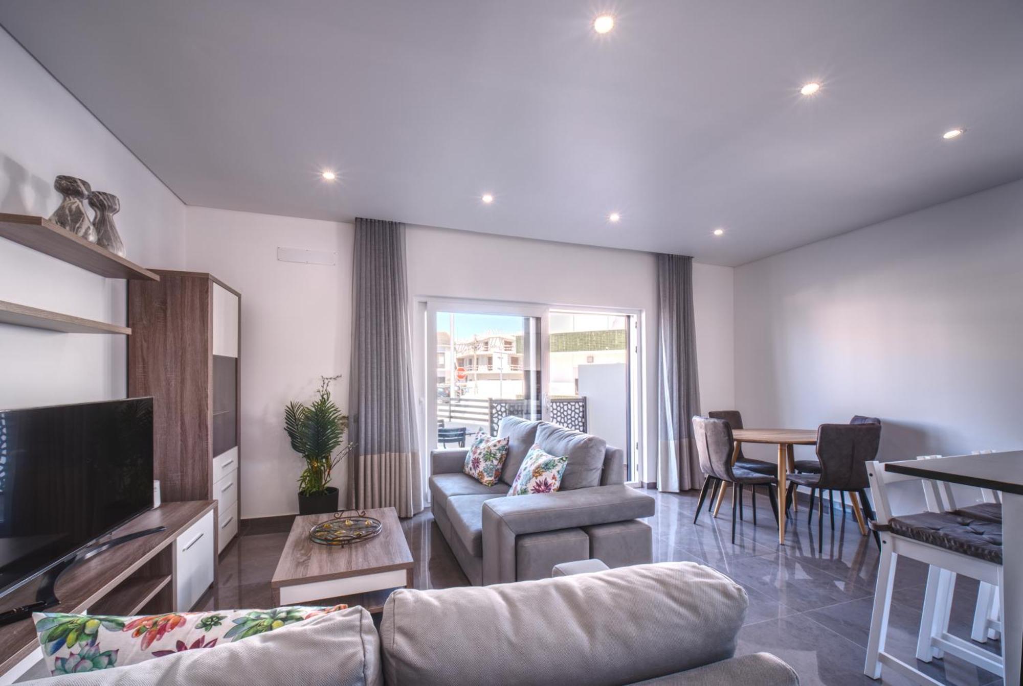 Beach & Surf Lovers Apartment With Ac - باليال المظهر الخارجي الصورة